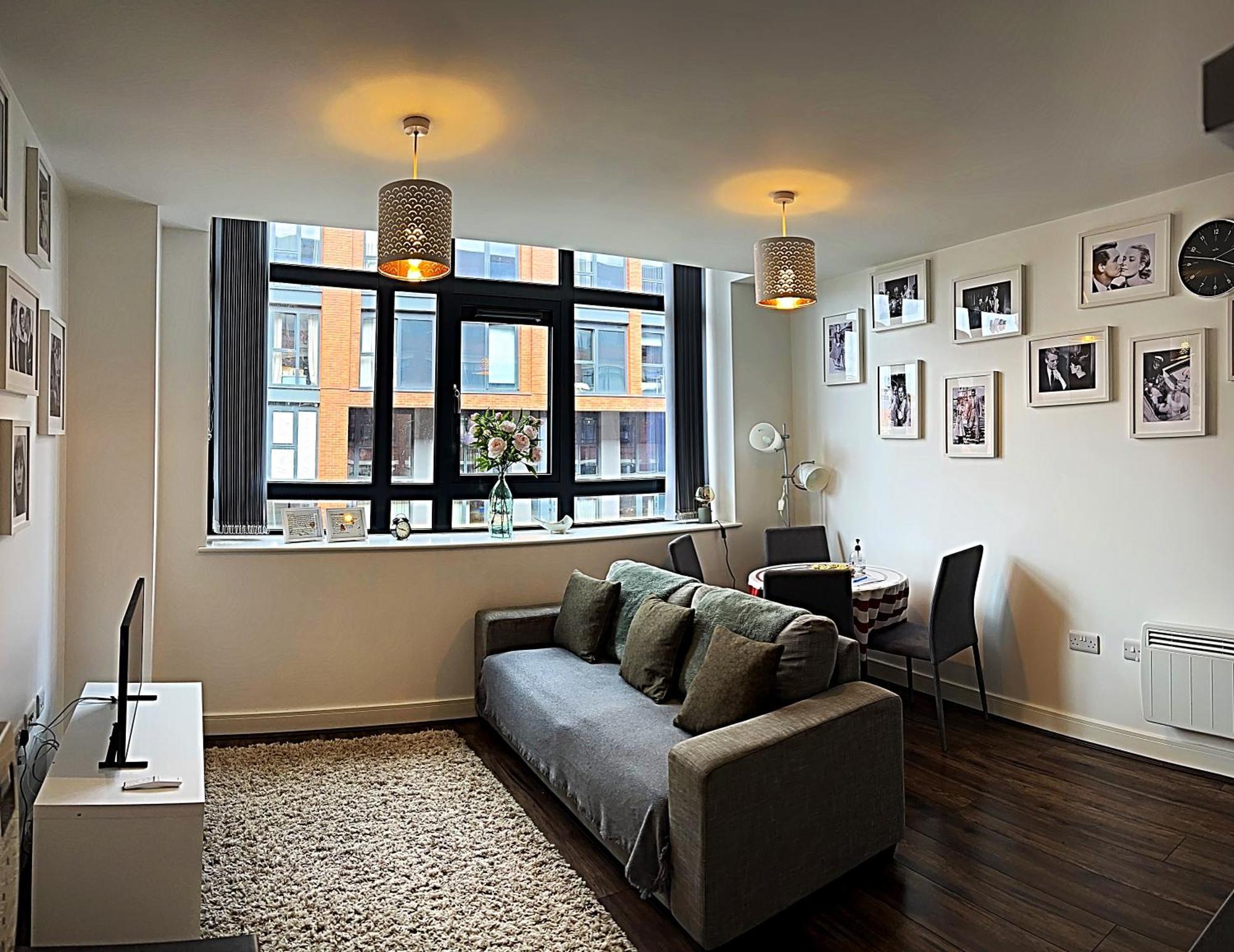 Cotton Apartment Chinatown Central Stay バーミンガム エクステリア 写真