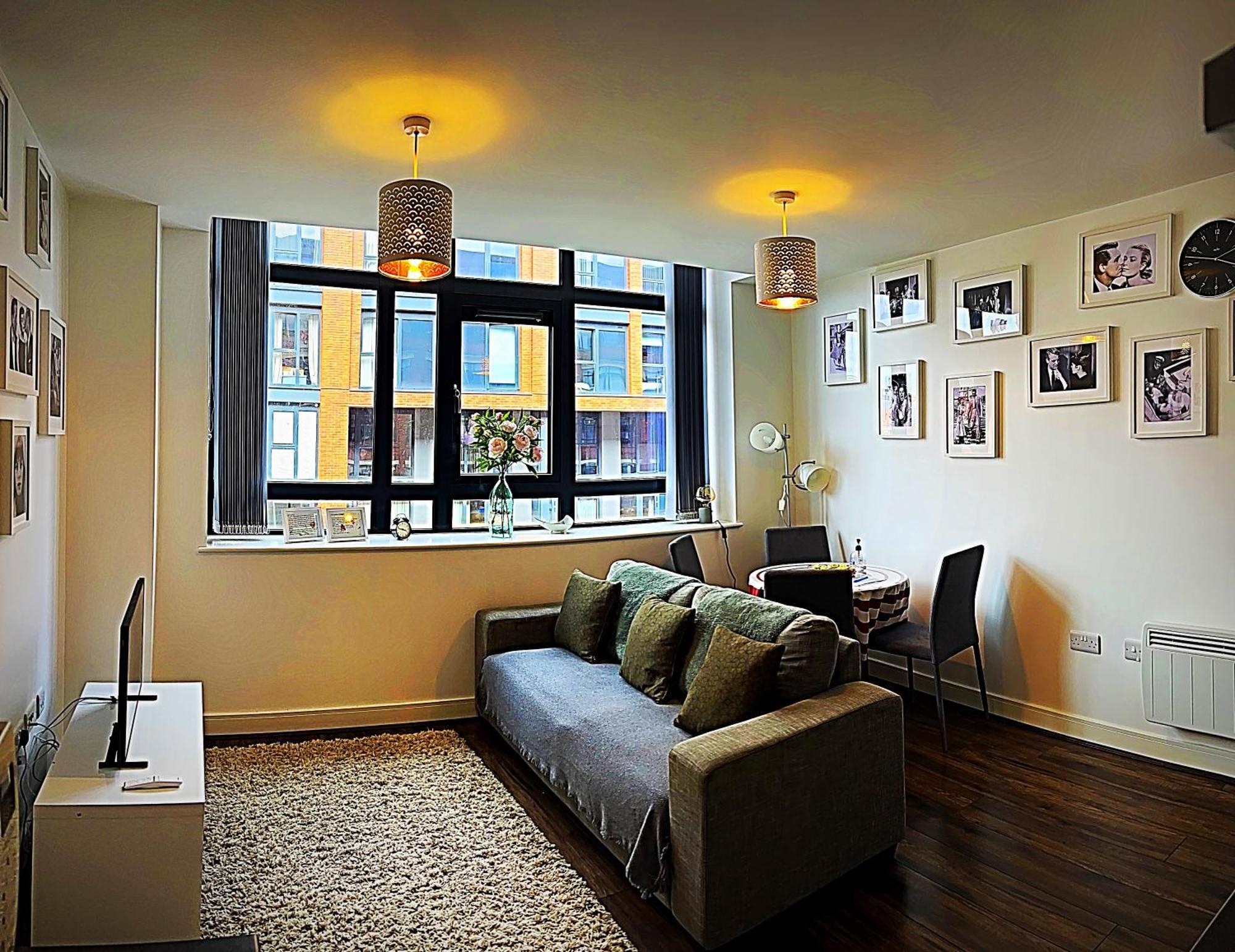 Cotton Apartment Chinatown Central Stay バーミンガム エクステリア 写真